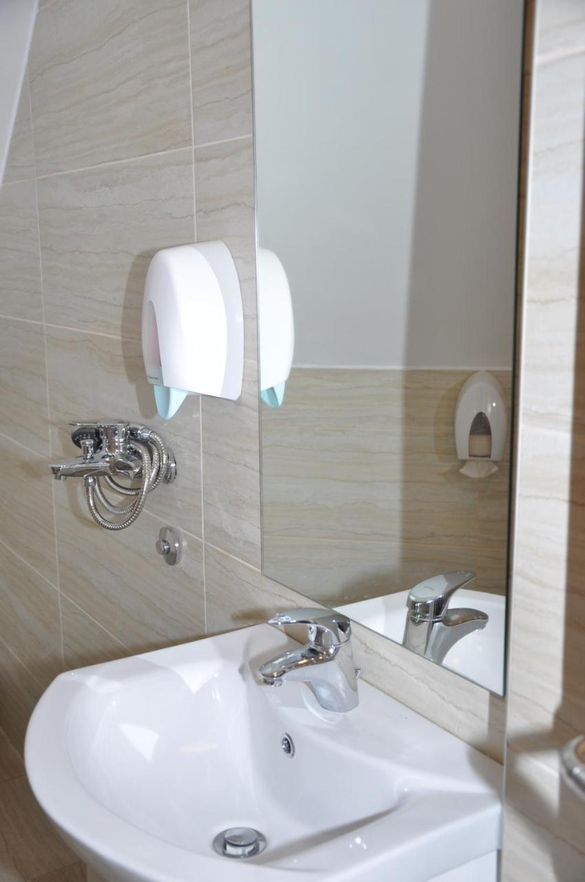 Motel Tara MB Thurdevica Tara Bagian luar foto